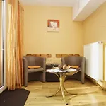 01 Inklusive Frühstück Vom Büffet * Ralswiek